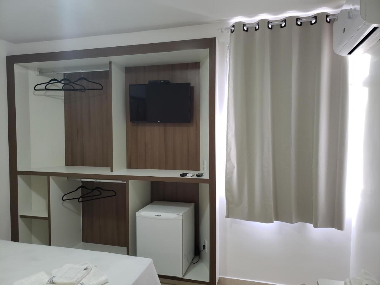 Executive Plaza Hotel นูเคลโอบันเดรานชิ ภายนอก รูปภาพ